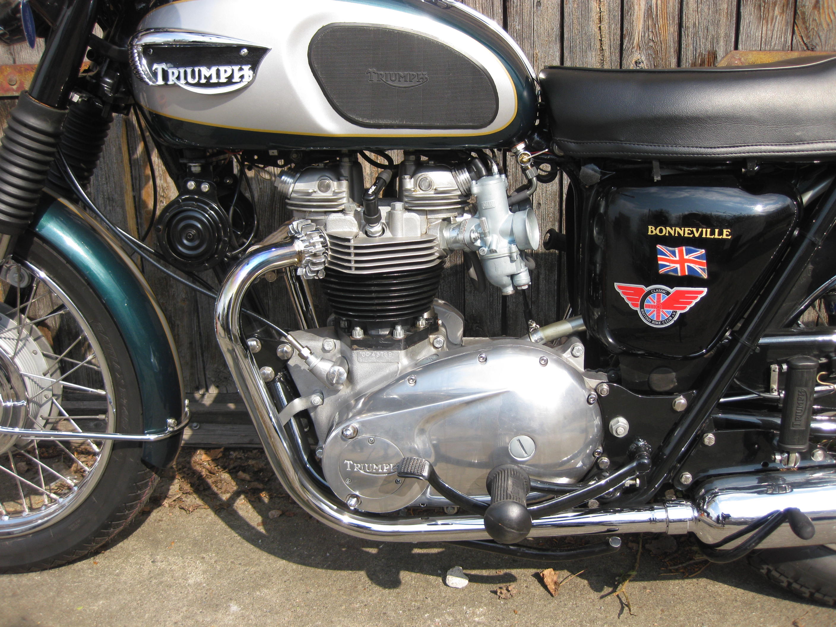 Triumph T 120 R